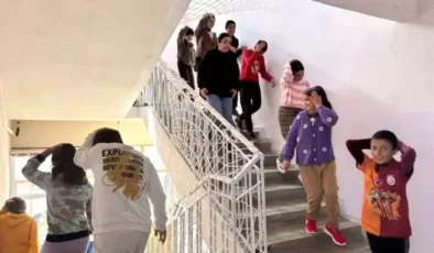 Tunceli’de Afet Farkındalık Eğitimleri Devam Ediyor