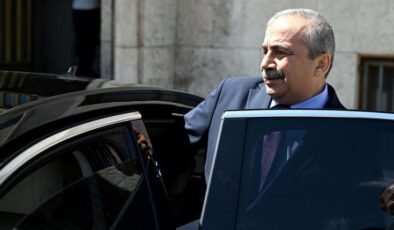 Sırrı Süreyya Önder için bekleyiş sürüyor