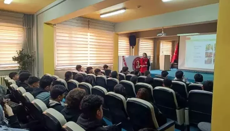 Erzurum’da Öğrencilere Terörle Mücadele Bilgilendirmesi