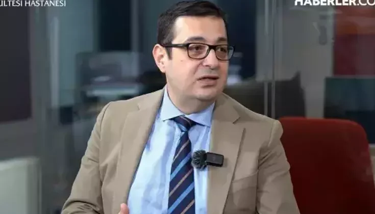 Doç. Dr. Özcan Kaya: Yüzme, skolyozun başlamasına veya ilerlemesine neden olabilir