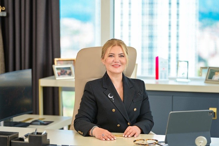 Avrupa’da Agrovoltaik Dönemi: Agrotech, Gıda ve Enerji Güvenliğini Birleştiriyor.